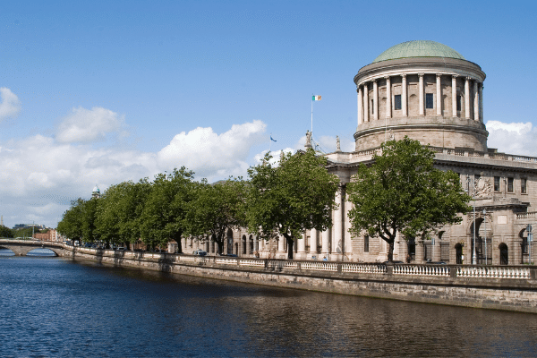 The court approves a €20,000 settlement in a case concerning the wrongful dispensing of sedatives to a 15-month-old child